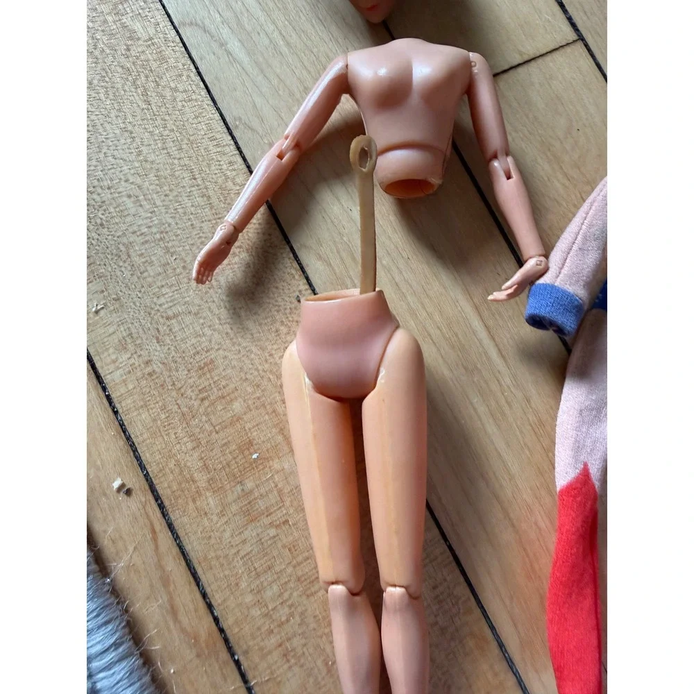 Vintage 1973 Mego Wonder Woman Doll for Parts/Restoration – Original Outfit‎